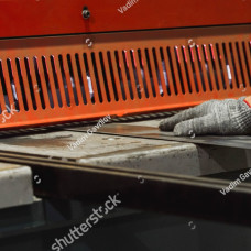 Рубка листового металла