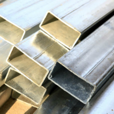 Труба профильная нержавеющая 15x15 мм 1,5 мм AISI 304